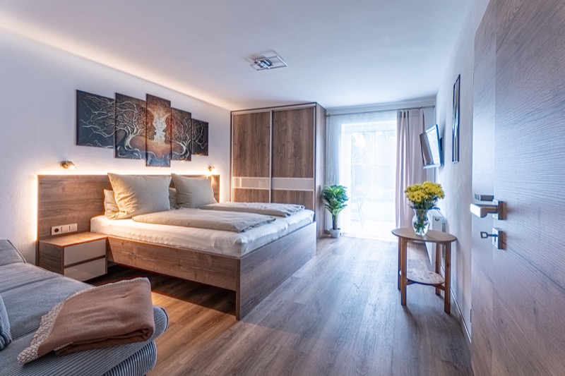 Schlafzimmer 2 von 2